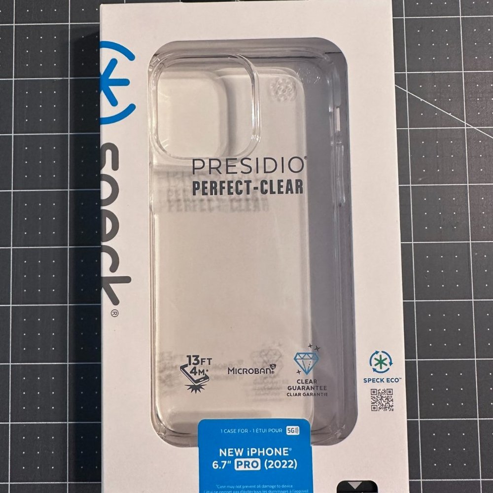 speck Presidio Perfect-Clear Phone Case for iPhone  6.7" Pro